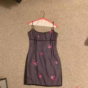 Spaghetti strap dress with flower embroidery